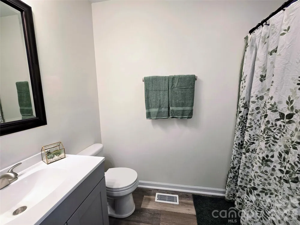 118 Oakwood Avenue Salisbury, NC 28146