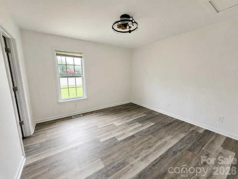 118 Oakwood Avenue Salisbury, NC 28146