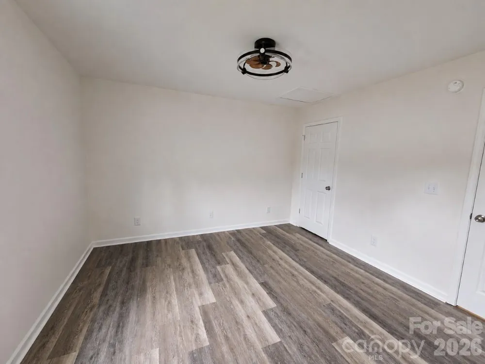 118 Oakwood Avenue Salisbury, NC 28146