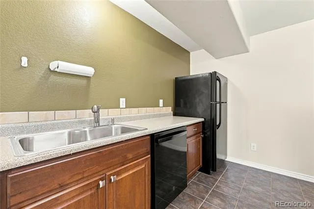 186 Coolidge Way Aurora, CO 80018
