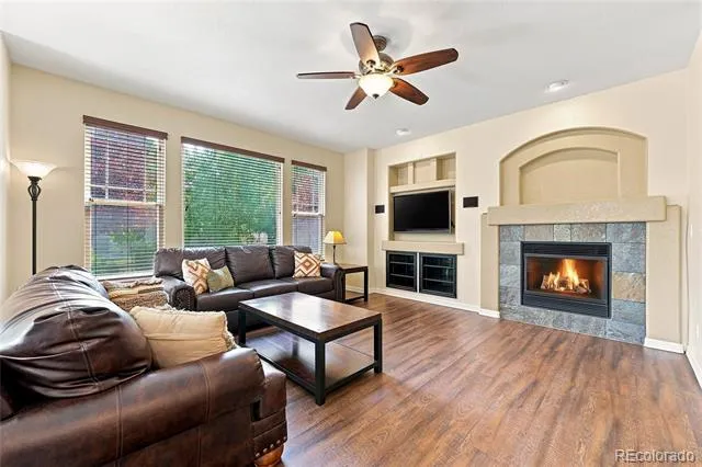 186 Coolidge Way Aurora, CO 80018