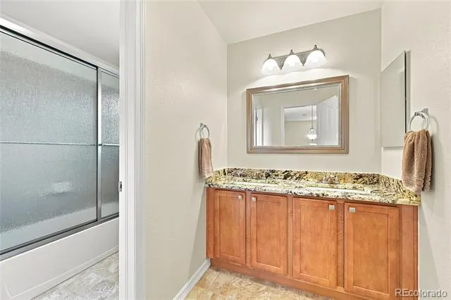 186 Coolidge Way Aurora, CO 80018