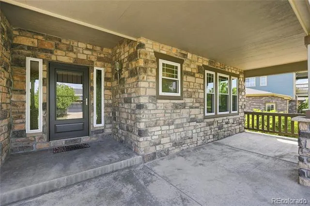 186 Coolidge Way Aurora, CO 80018