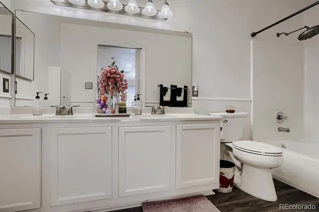 8437 Thunder Ridge Way #204 Highlands Ranch, CO 80126