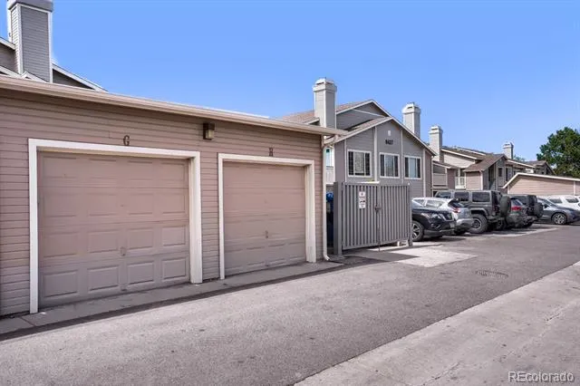 8437 Thunder Ridge Way #204 Highlands Ranch, CO 80126