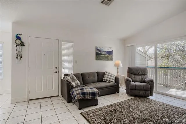 8437 Thunder Ridge Way #204 Highlands Ranch, CO 80126