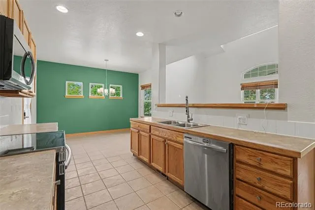 489 Longspur Drive Brighton, CO 80601