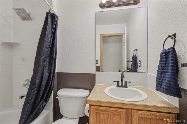 489 Longspur Drive Brighton, CO 80601