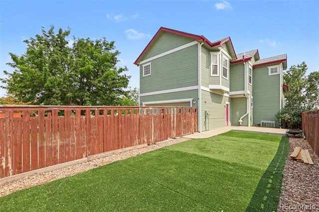 489 Longspur Drive Brighton, CO 80601