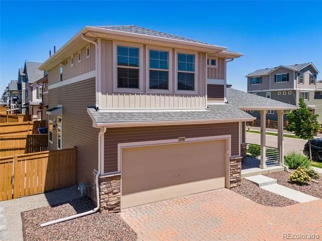 10041 Yampa Court Commerce City, CO 80022