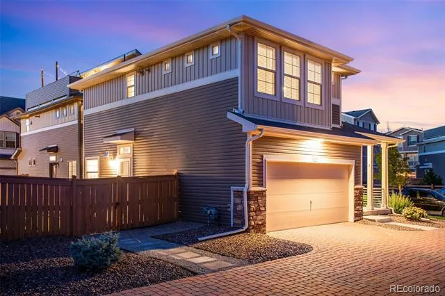 10041 Yampa Court Commerce City, CO 80022