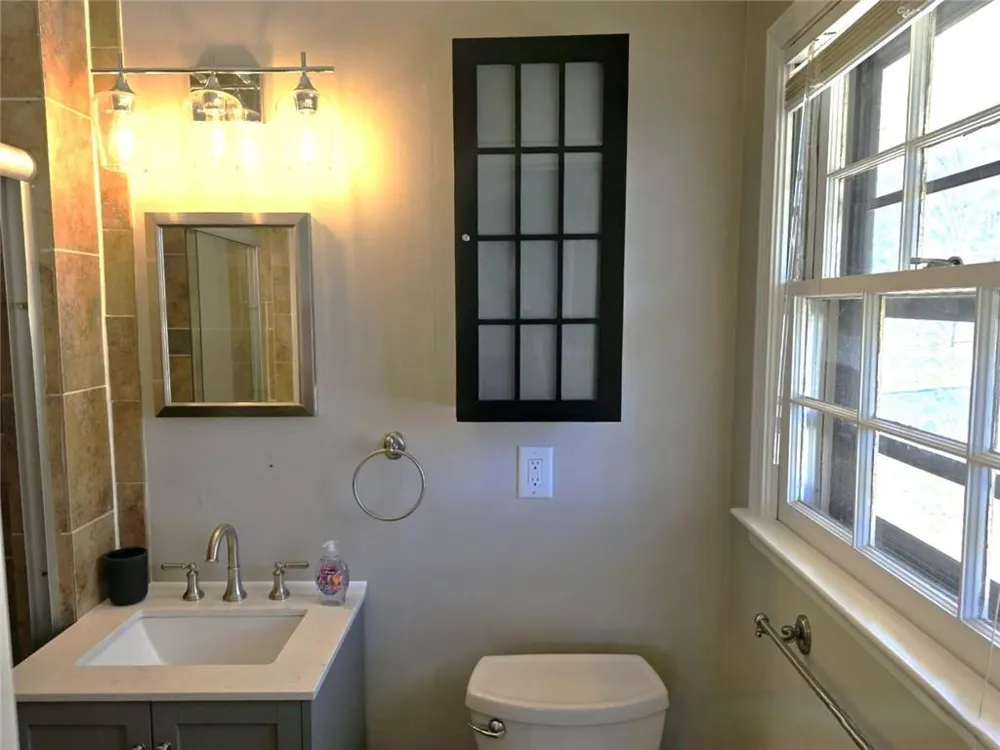 2457 Sunset Drive NE Atlanta, GA 30345