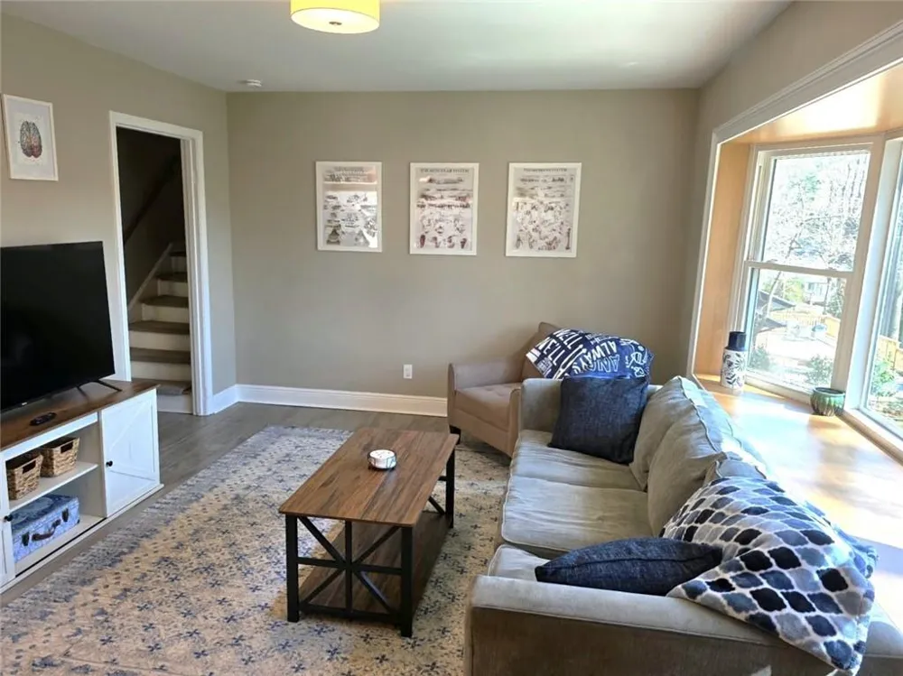 2457 Sunset Drive NE Atlanta, GA 30345