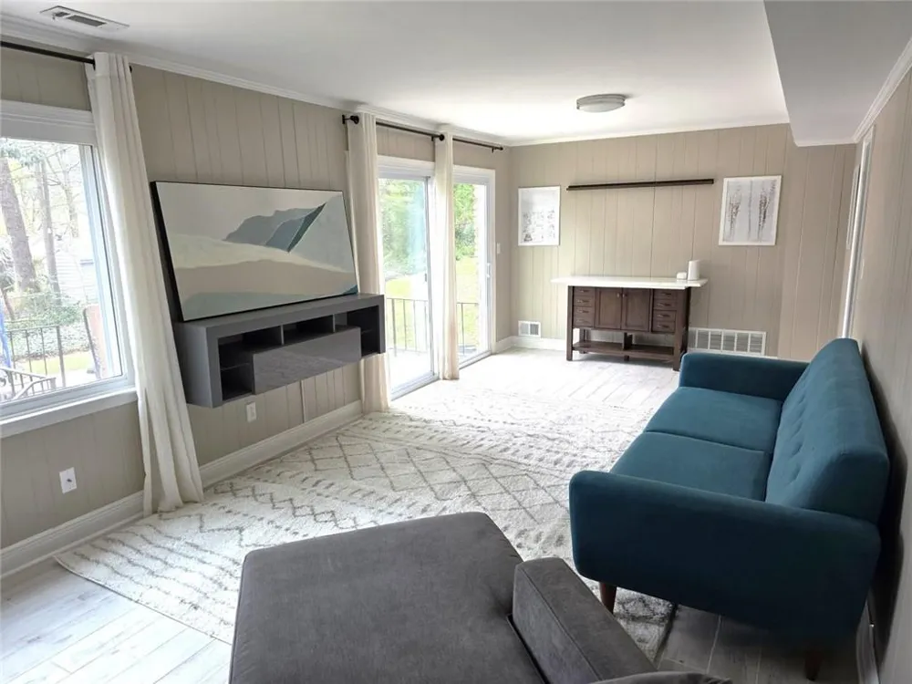 2457 Sunset Drive NE Atlanta, GA 30345