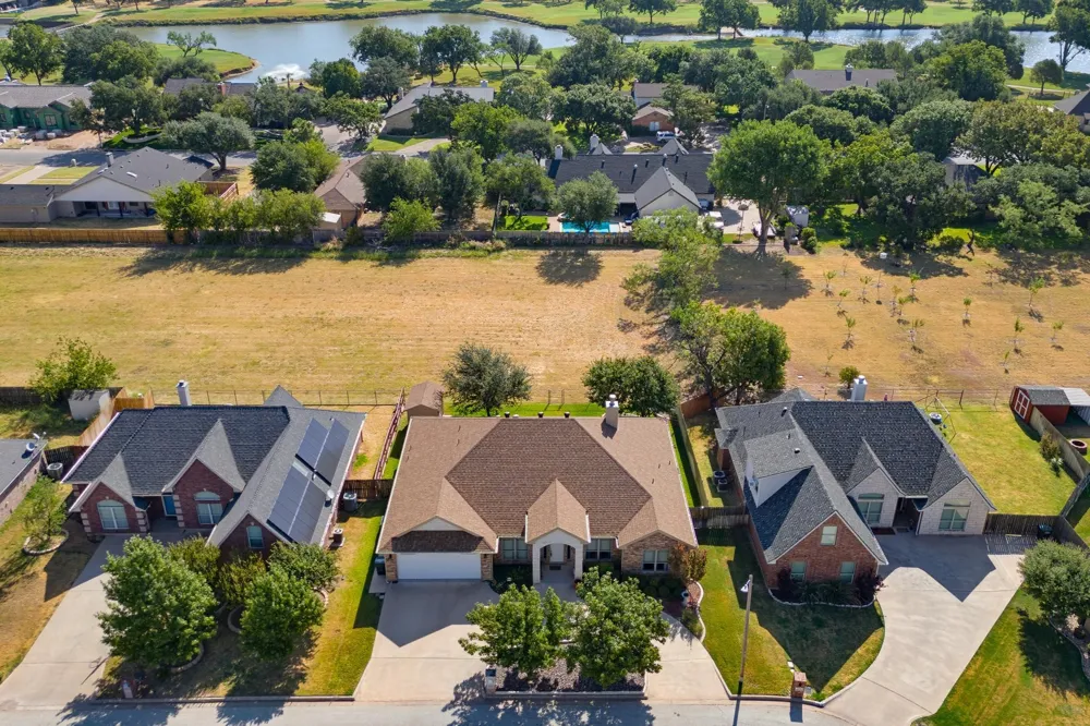 3225 White Oaks Drive Abilene, TX 79606