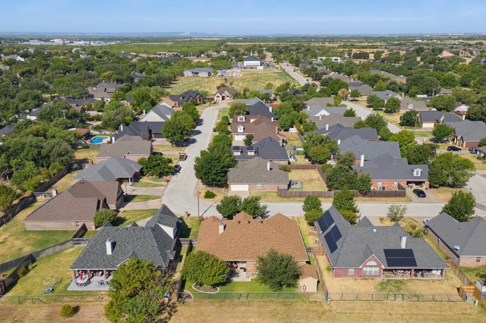 3225 White Oaks Drive Abilene, TX 79606