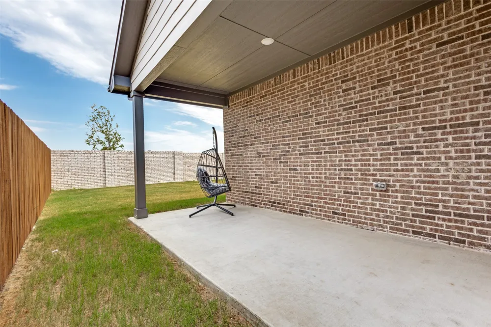 513 Waterhouse Lake Drive Anna, TX 75409