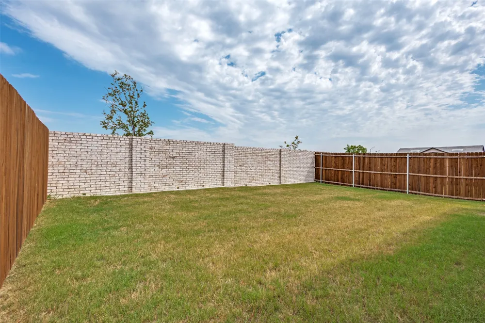 513 Waterhouse Lake Drive Anna, TX 75409