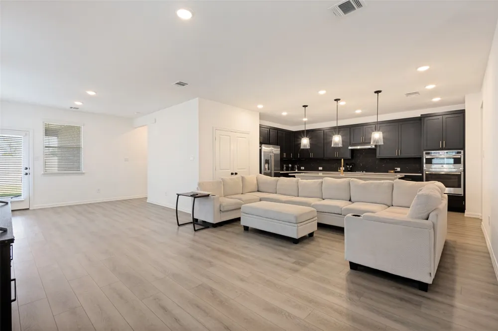 513 Waterhouse Lake Drive Anna, TX 75409