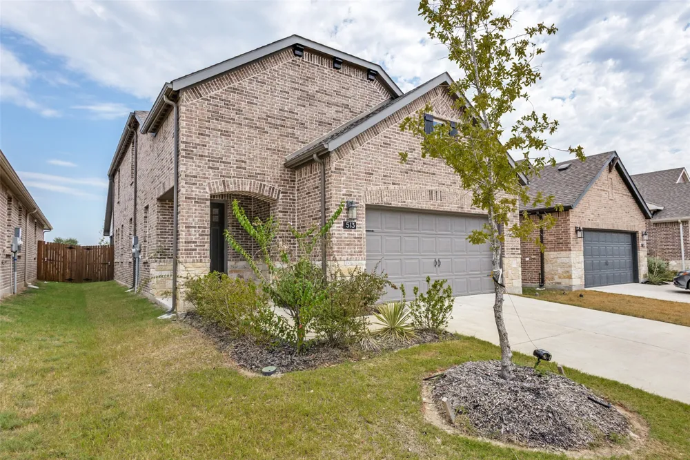 513 Waterhouse Lake Drive Anna, TX 75409