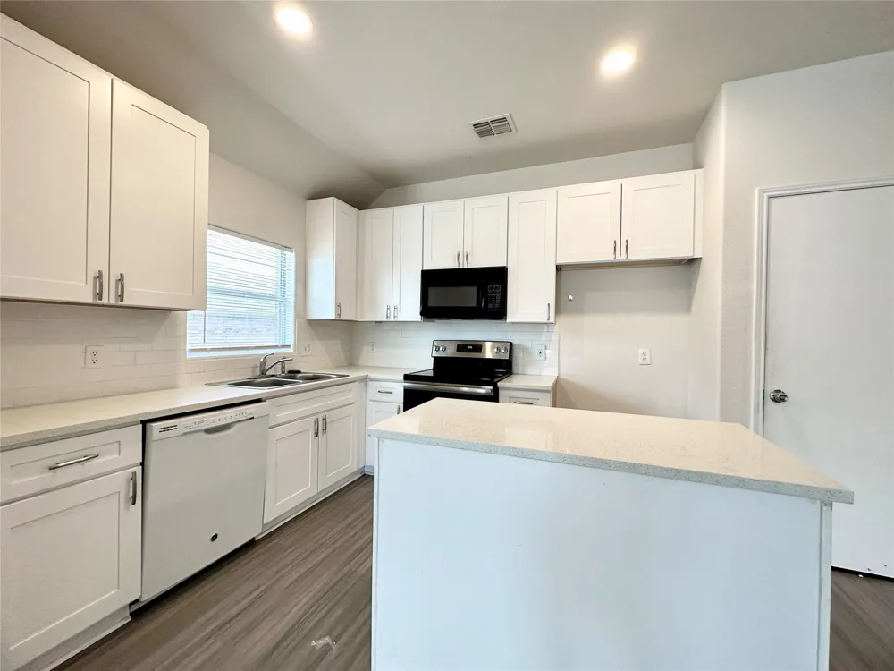 2805 Arabian Lane Celina, TX 75009