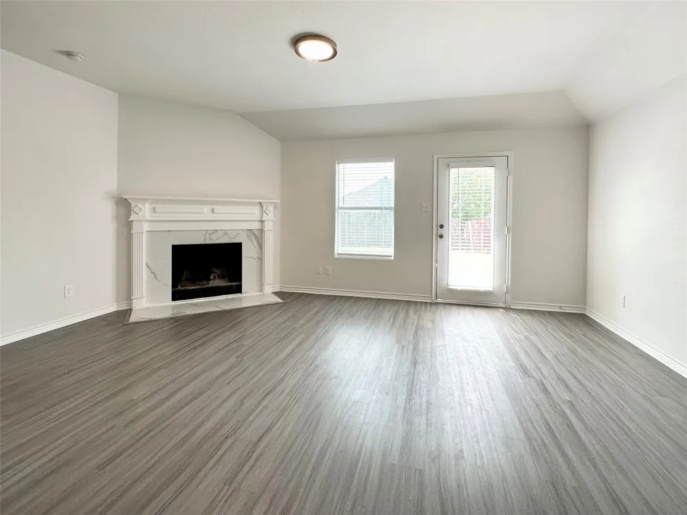 2805 Arabian Lane Celina, TX 75009