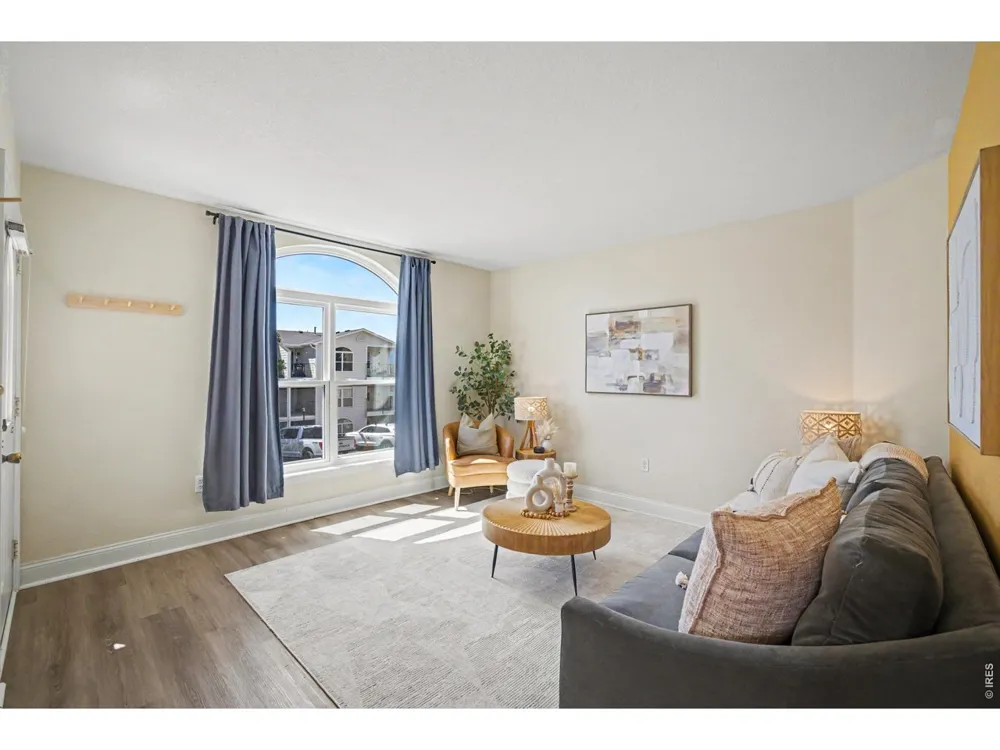 1629 S Deframe Street #B8 Lakewood, CO 80228