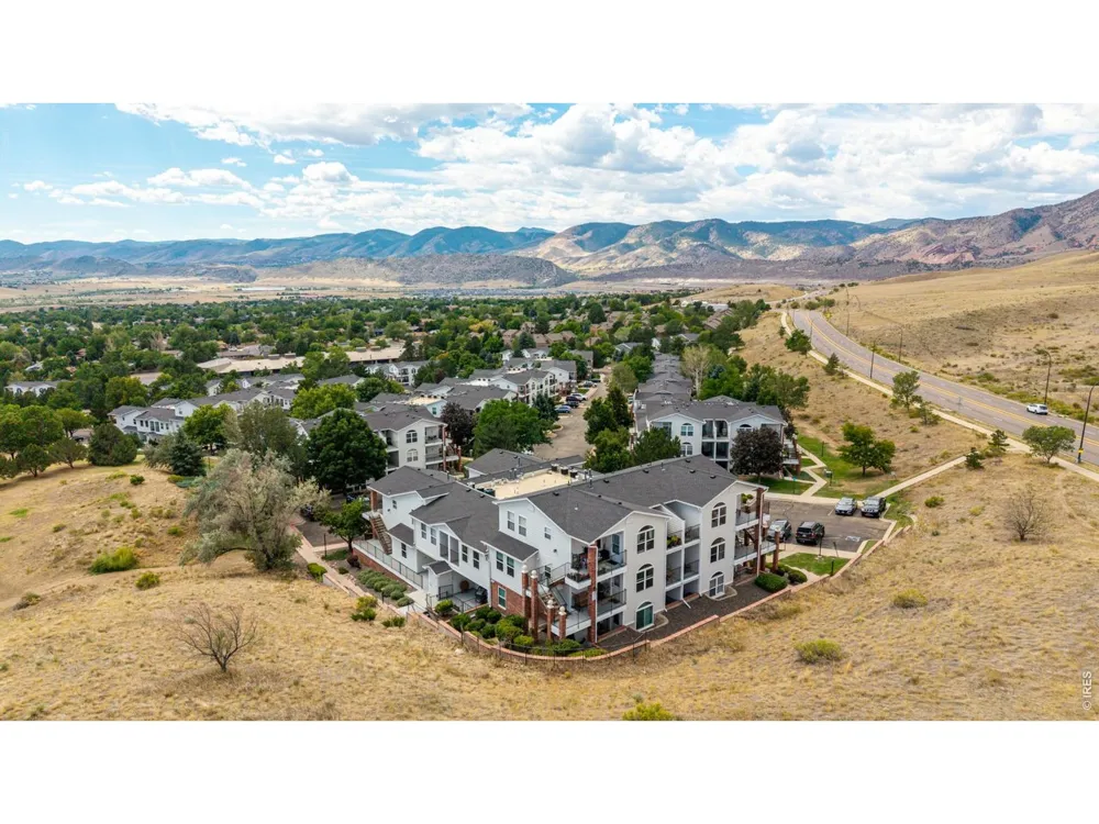 1629 S Deframe Street #B8 Lakewood, CO 80228