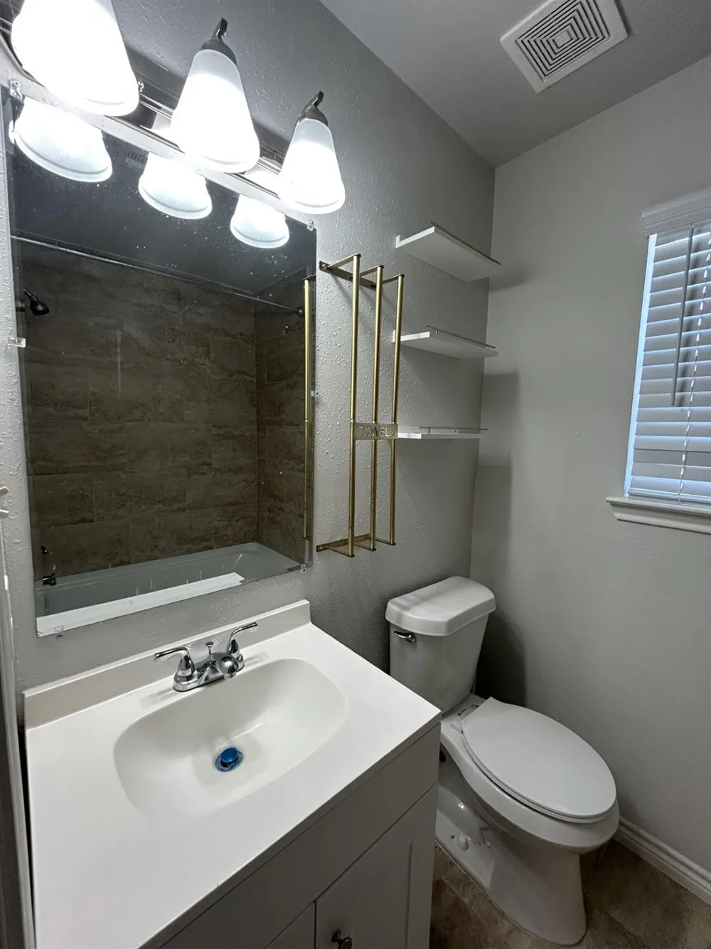 4401 Sterling Street Houston, TX 77051