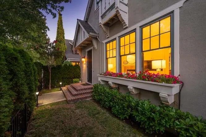302 Channing Avenue Palo Alto, CA 94301