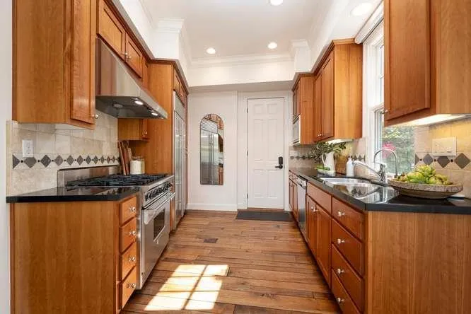 302 Channing Avenue Palo Alto, CA 94301