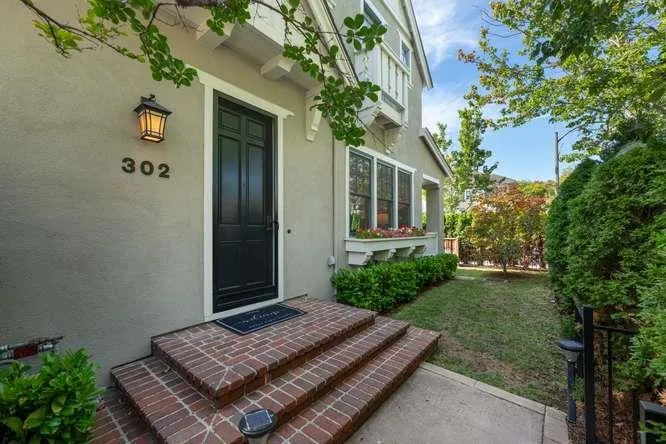 302 Channing Avenue Palo Alto, CA 94301