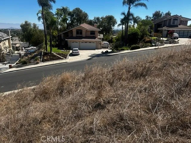 2986 Everwood Drive Riverside, CA 92503