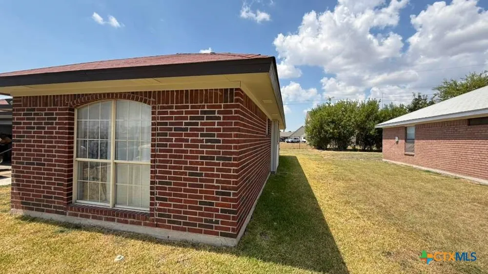503 Lisa Lane Killeen, TX 76543