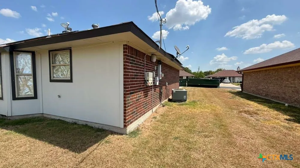 503 Lisa Lane Killeen, TX 76543