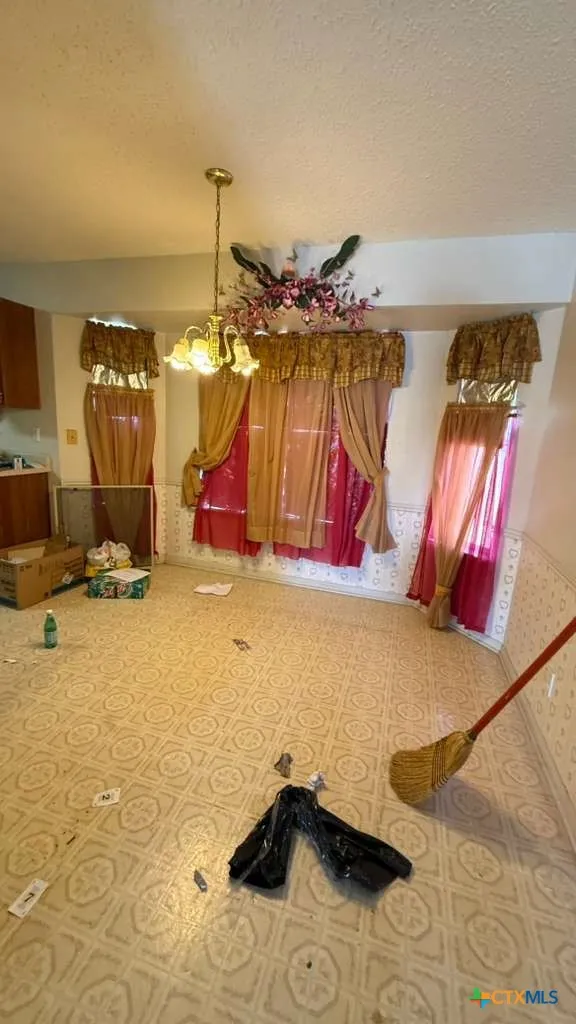 503 Lisa Lane Killeen, TX 76543