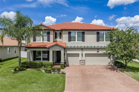 1902 VIA LAGO DRIVE