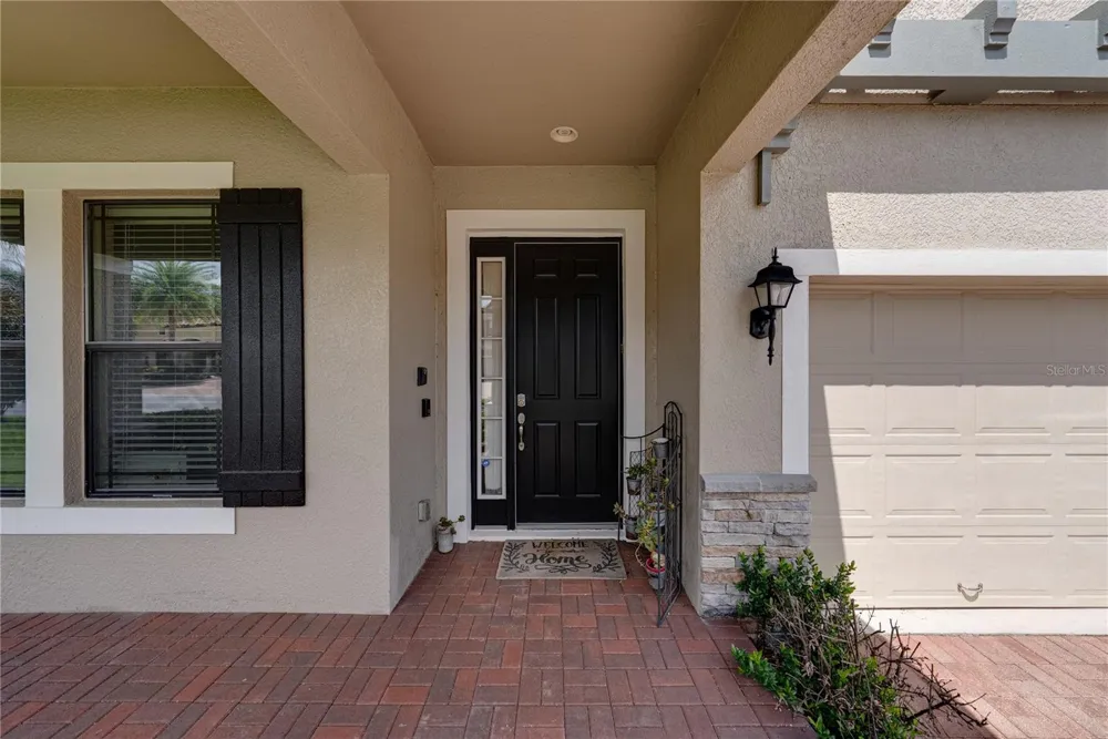 1902 VIA LAGO DRIVE Lakeland, FL 33810