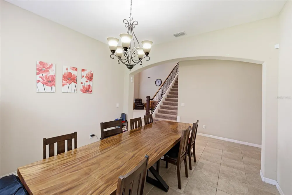 1902 VIA LAGO DRIVE Lakeland, FL 33810