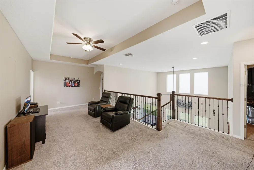 1902 VIA LAGO DRIVE Lakeland, FL 33810