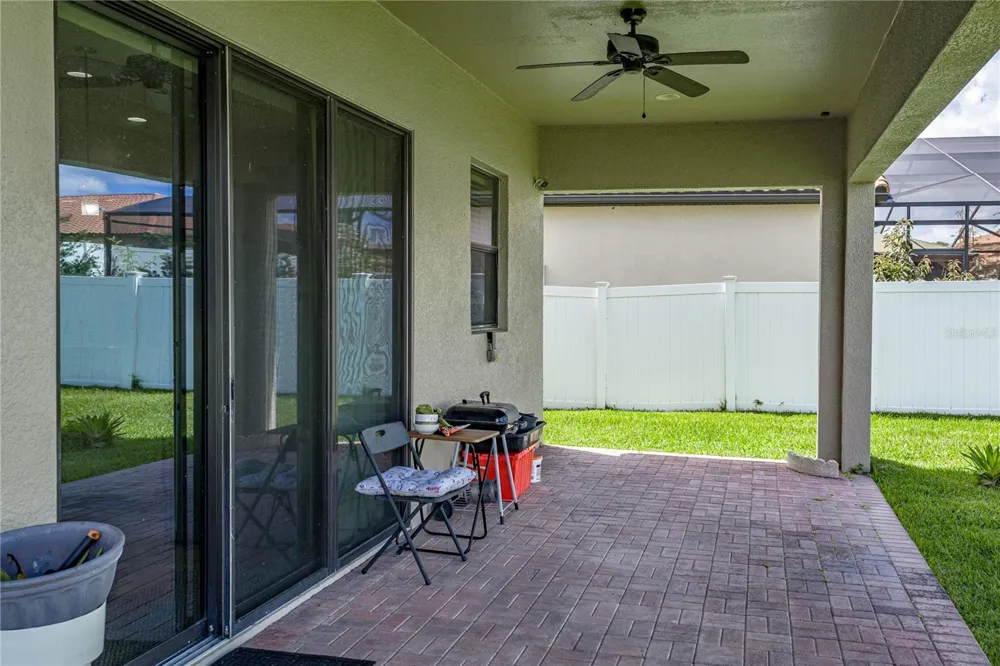 1902 VIA LAGO DRIVE Lakeland, FL 33810