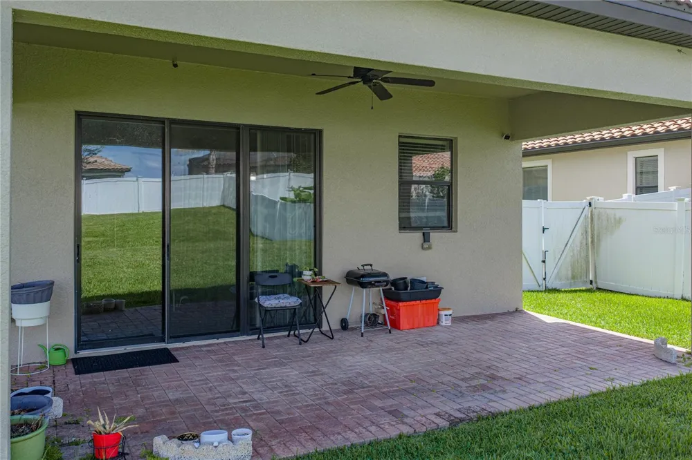 1902 VIA LAGO DRIVE Lakeland, FL 33810