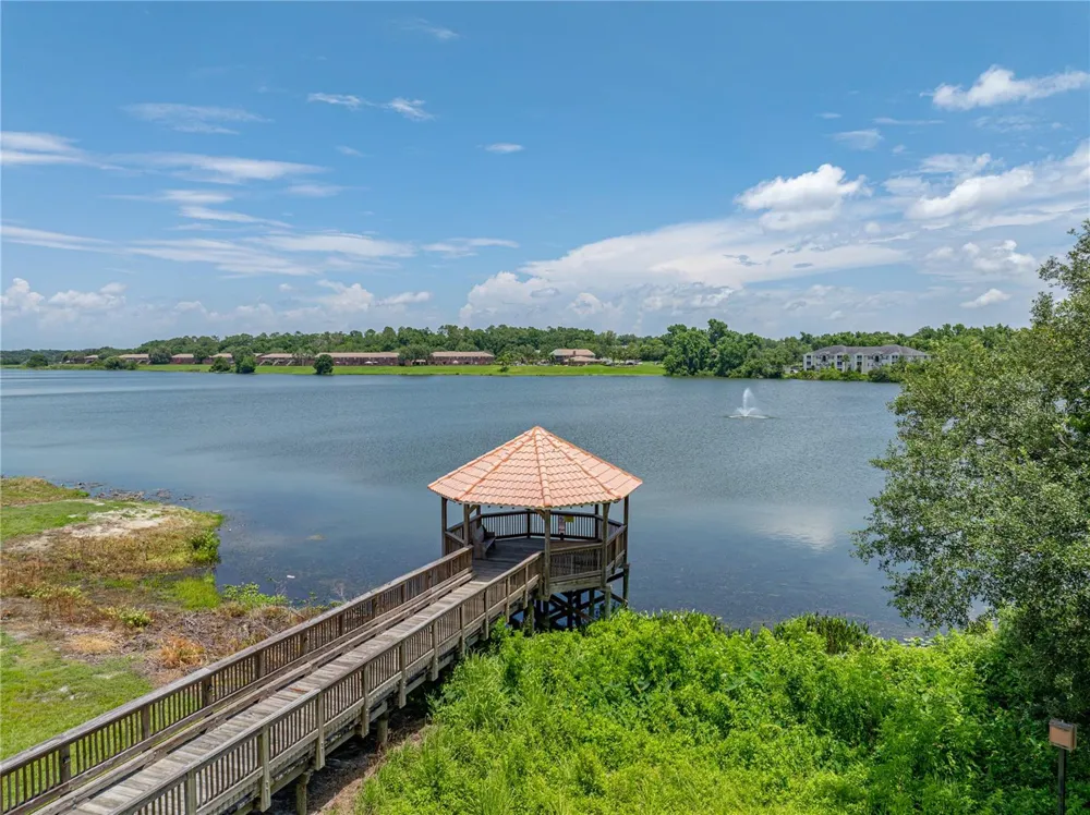 1902 VIA LAGO DRIVE Lakeland, FL 33810