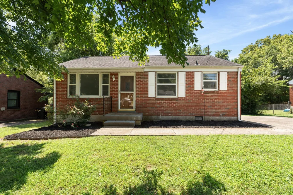 2939 Lakeland Dr Nashville, TN 37214