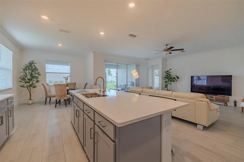 12720 TAHITIAN PEARL Parrish, FL 34219