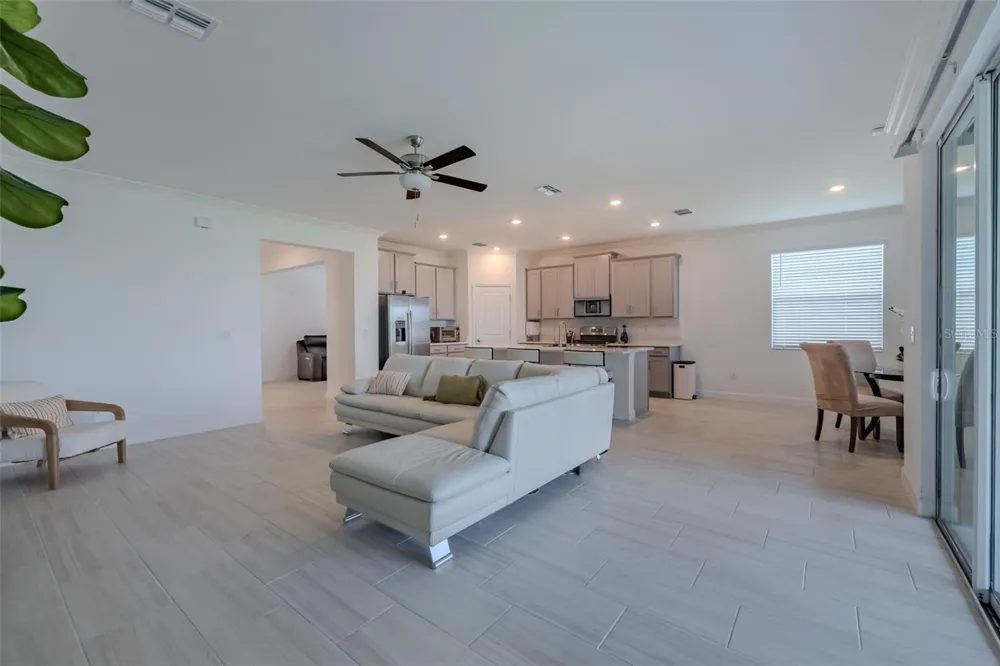 12720 TAHITIAN PEARL Parrish, FL 34219