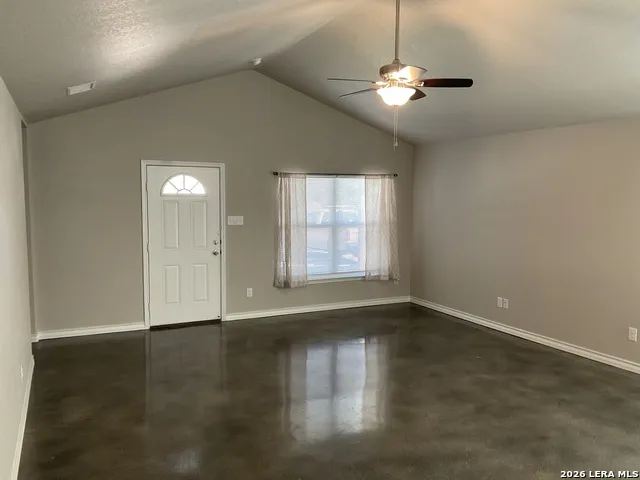 578 Misty Gln Canyon Lake, TX 78133