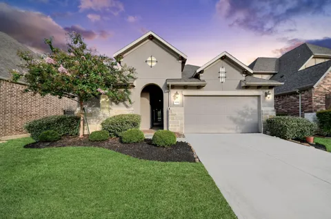 8926 Leaning Hollow Lane
