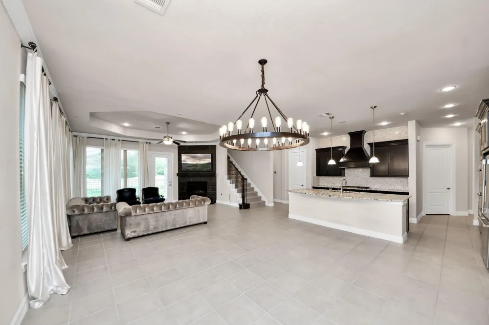8926 Leaning Hollow Lane Spring, TX 77379