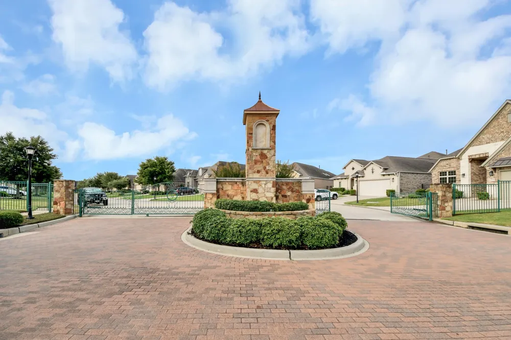 8926 Leaning Hollow Lane Spring, TX 77379